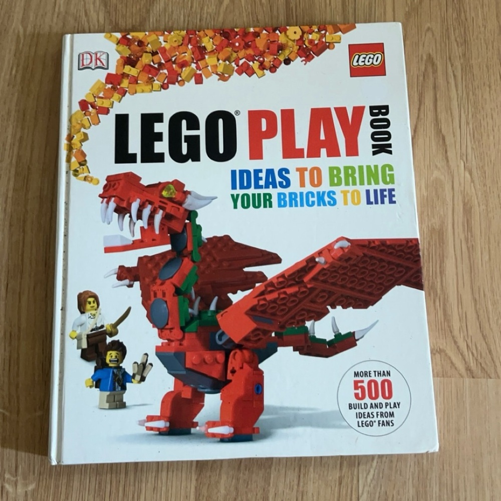 LEGO Play Book: Creative Ideas with Red and Green Bricks